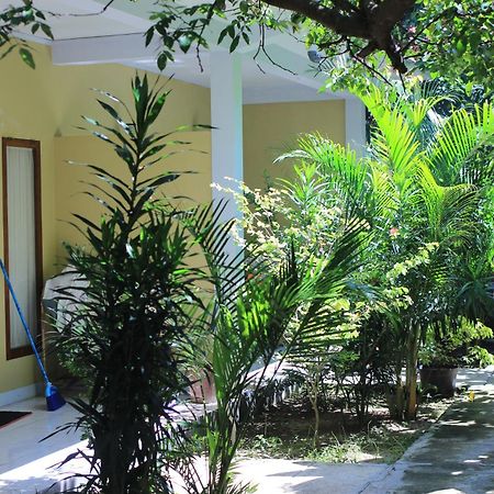 Three V Homestay Kuta  Exterior photo