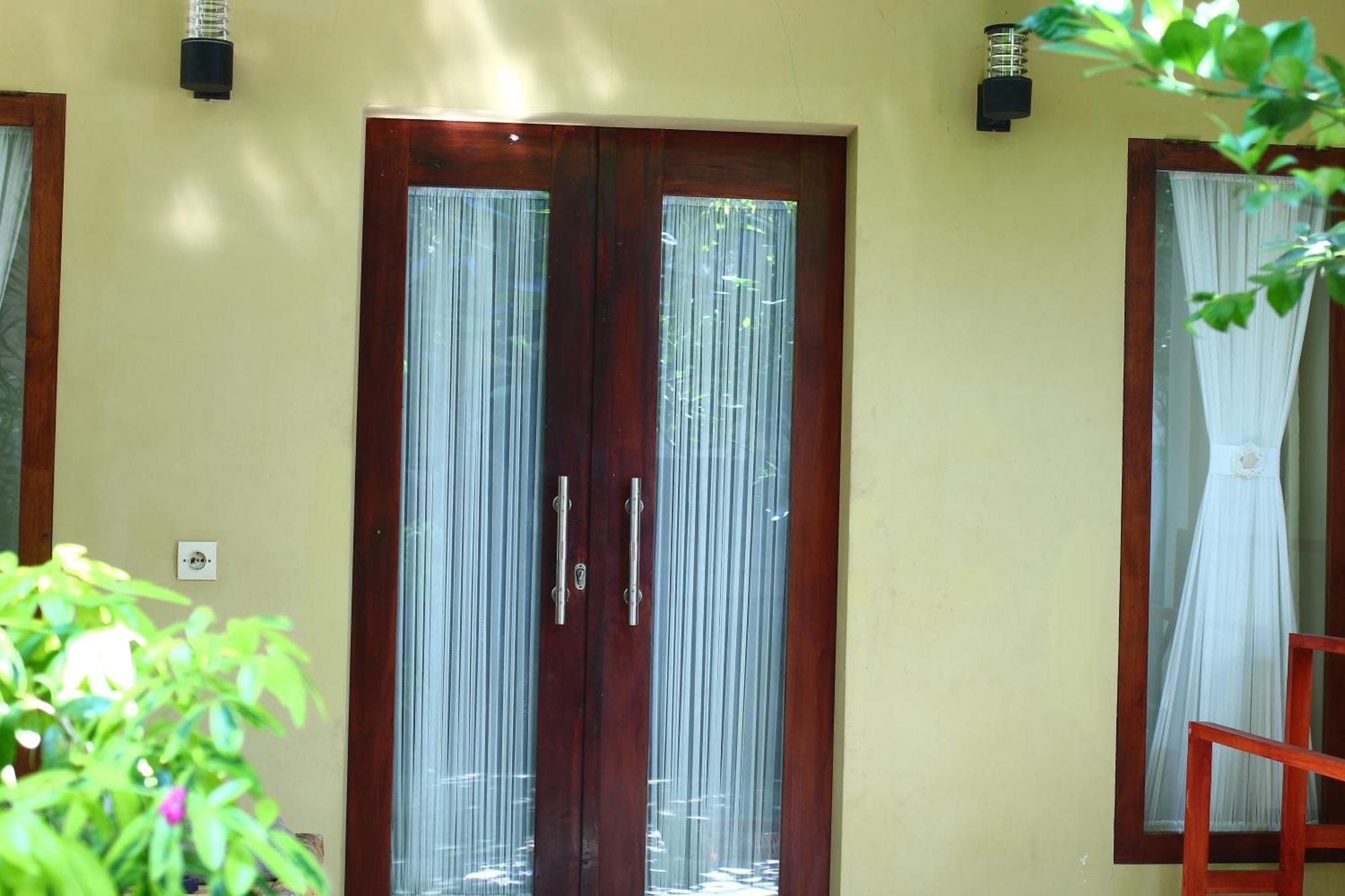 Three V Homestay Kuta  Exterior photo