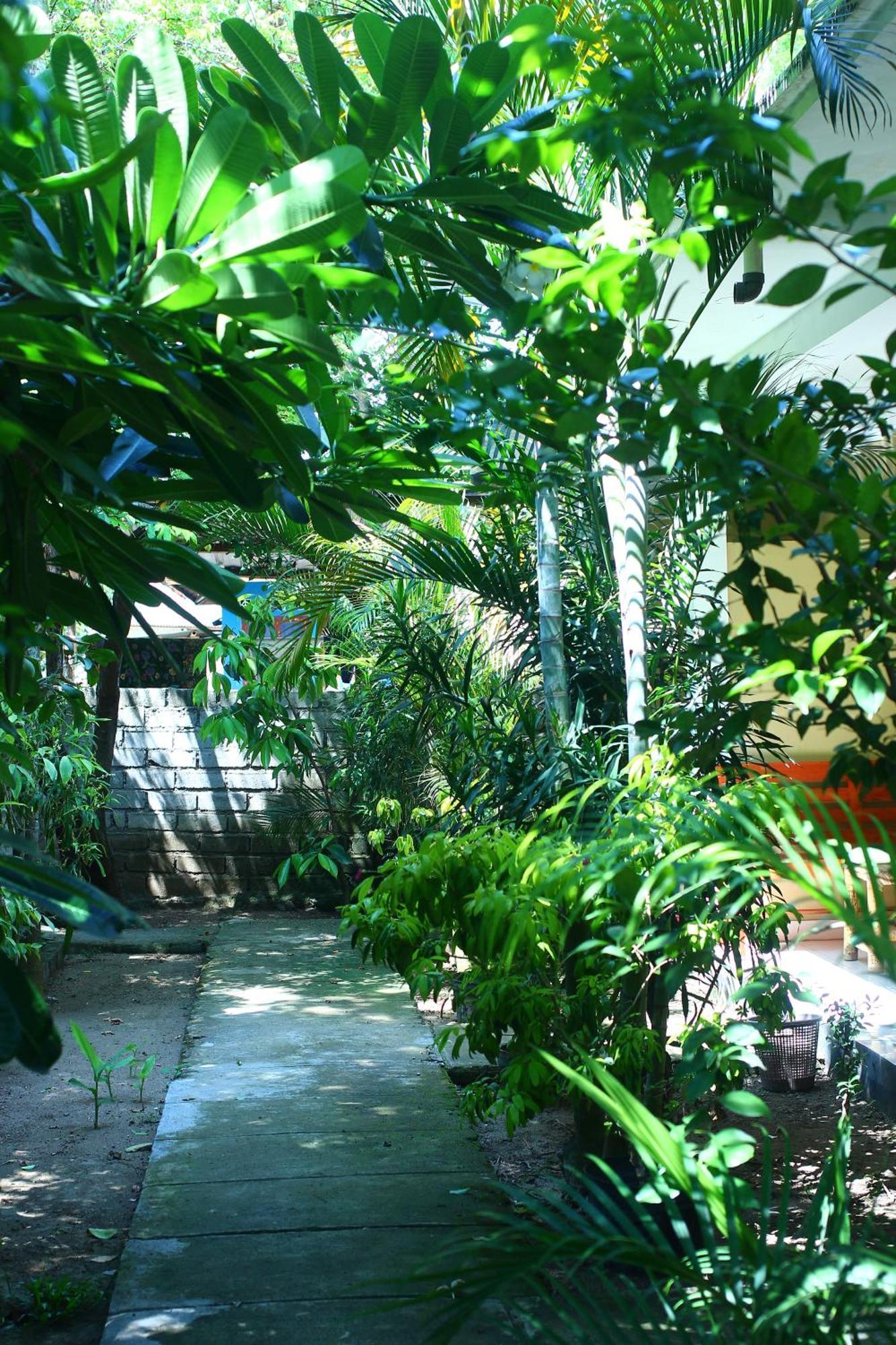 Three V Homestay Kuta  Exterior photo