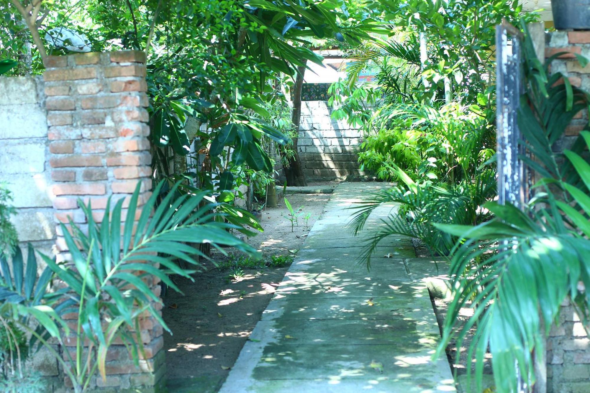 Three V Homestay Kuta  Exterior photo