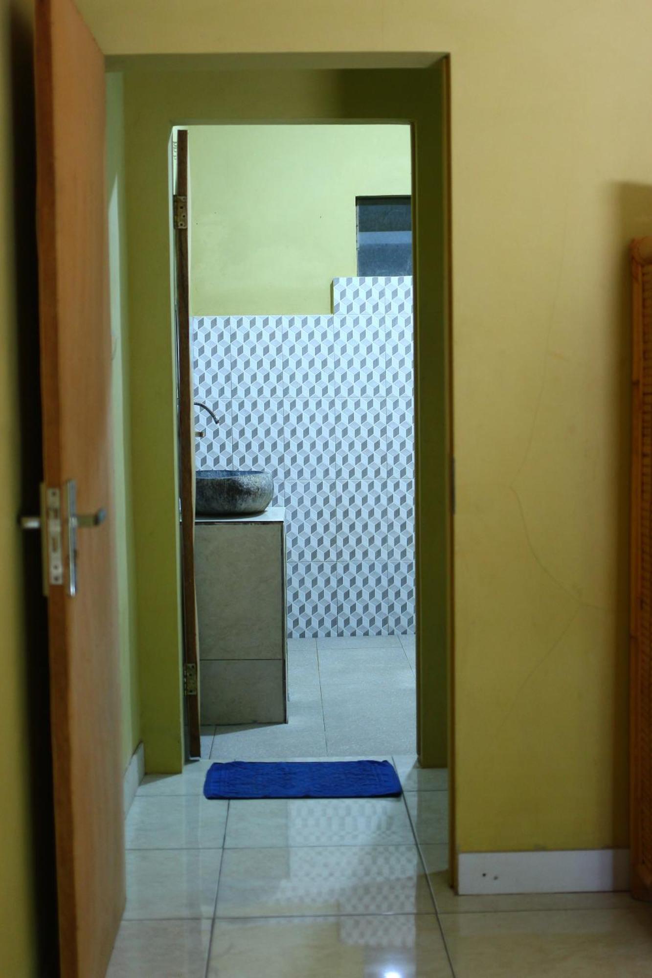 Three V Homestay Kuta  Exterior photo