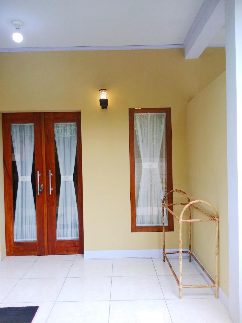 Three V Homestay Kuta  Exterior photo
